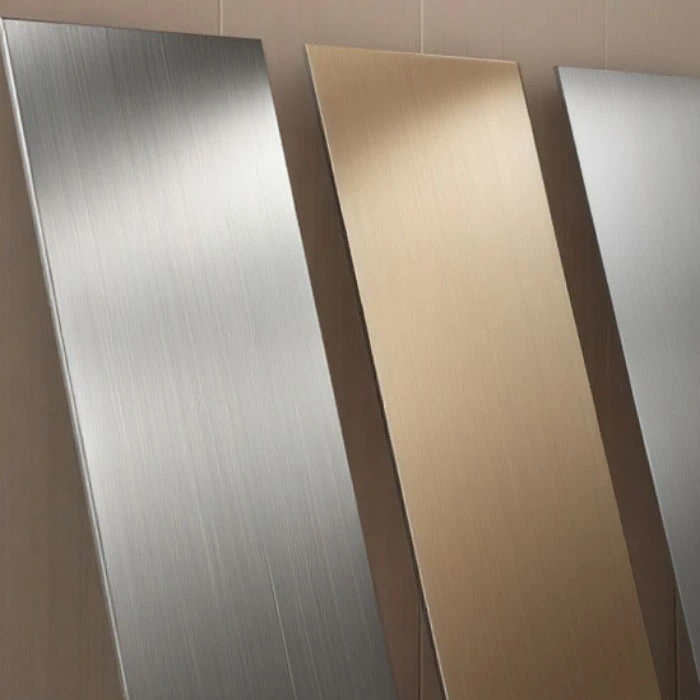 Metallstrukturerad fanerpanel